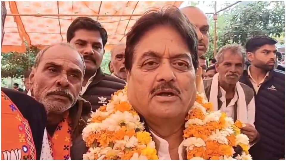 गढ़ा राजघराने के मुखिया सुमेर सिंह भाजपा में शामिल ।