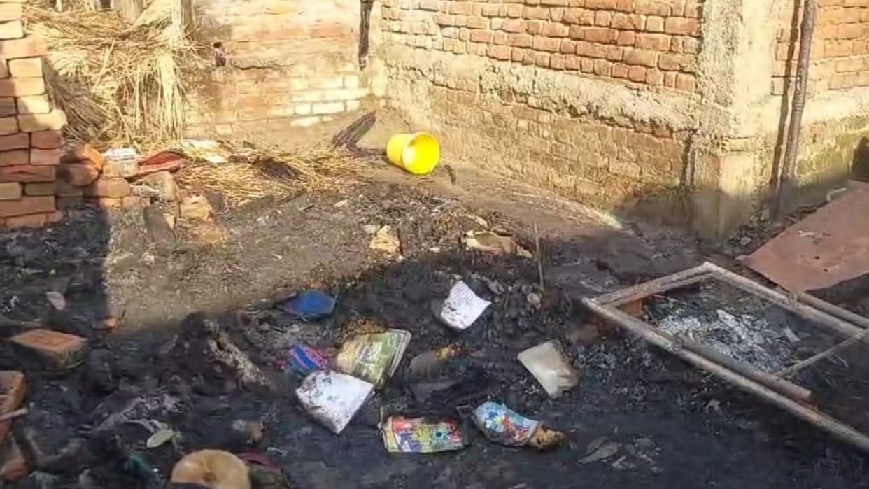 A girl died in a fire incident in gopalganj