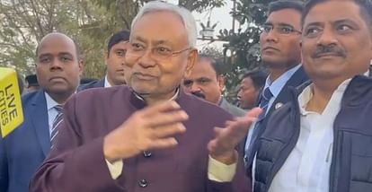 Bihar News : सीएम नीतीश के करीबी मंत्री के आवास पर जदयू की बैठक, यह चार विधायक नहीं पहुंचने की चर्चा Bihar: JDU meeting at Vijay Chaudhary's residence, discussion about some MLAs not arriving; Nitish Kumar