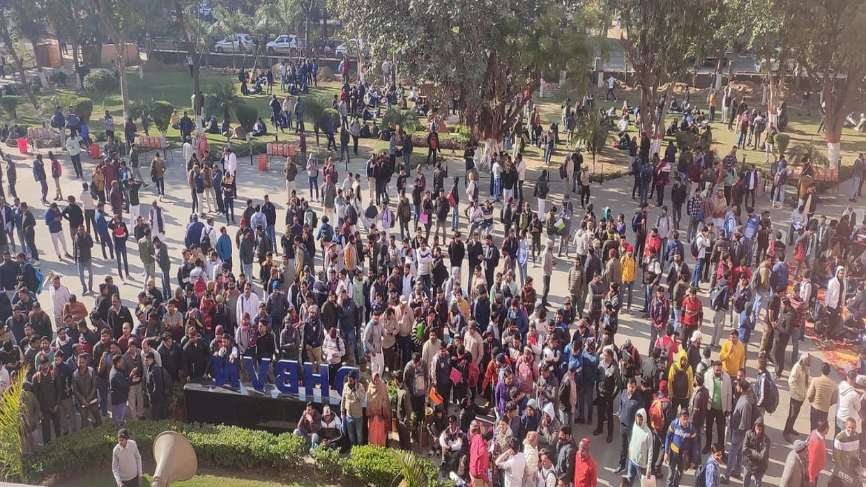 Thousands of youth arrived in Hisar DHBVN to join Lineman, Assistant Lineman, 50 help desk set up