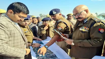 संभल में कल्कि धाम में होने वाले आयोजन के लेकर प्रशासन की तैयारी