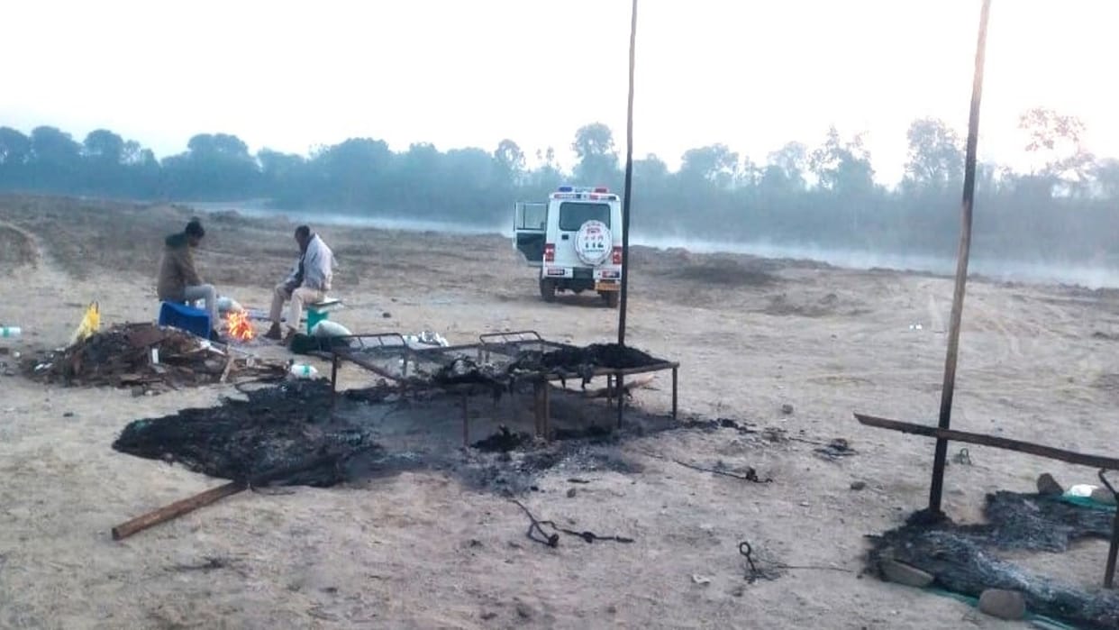 Shahpura Police post burnt to ashes due to gravel mafia setting fire