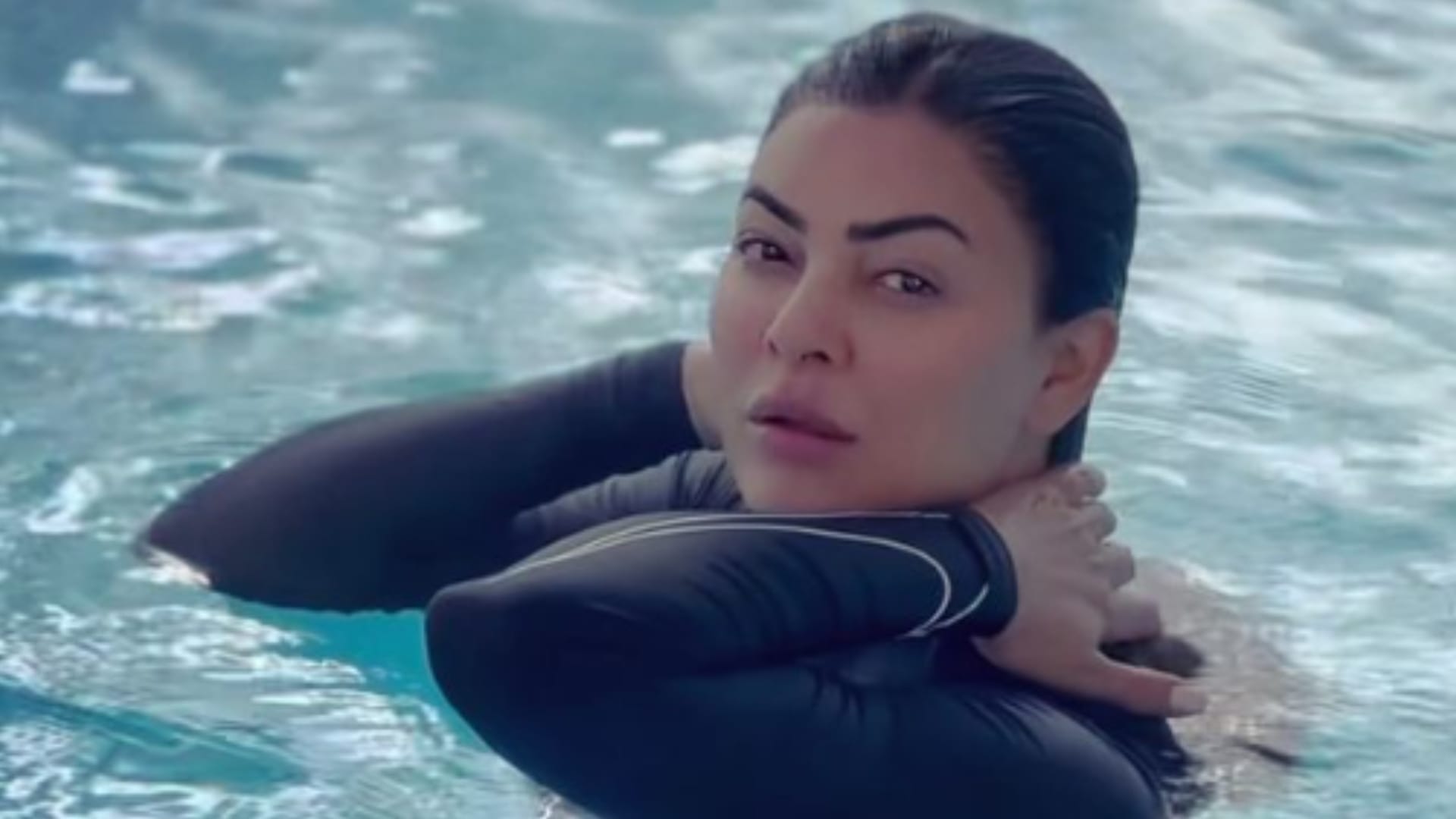 Aarya 2 Actress Sushmita Sen Praises 12th Fail and Vikrant Massey Read details here