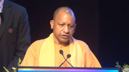 कर्टेन रेजर सेरेमनी: सीएम योगी बोले, ट्रेड शो के जरिए दुनिया ने देखी यूपी की क्षमता, अब प्रदेश बीमारू नहीं CM Yogi Adityanath in curtain raiser ceremony of UP International trade show.