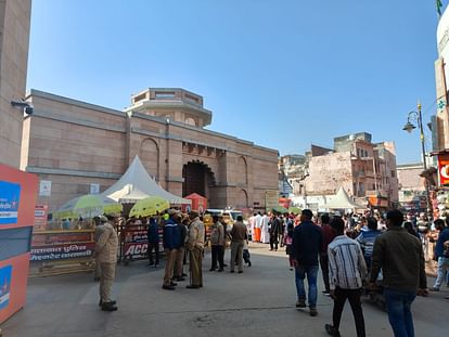 Gyanvapi news Police alert in Varanasi on jume ki namaz tight security at Gyanvapi aur kashi vishwanath temple