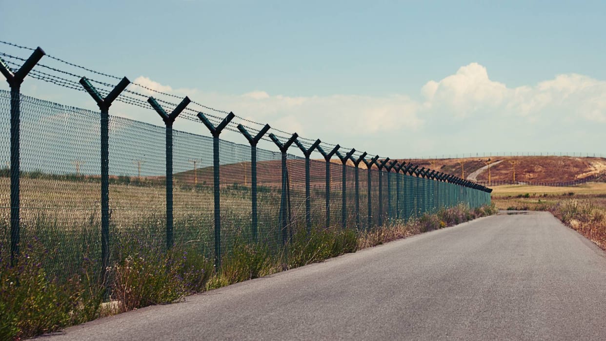 Disagreement over Indian govt fence to monitor India Myanmar border