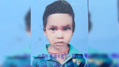 Bihar News: सड़क पर गिरे बिजली के तार की चपेट में आने से बच्चे की मौत; कोचिंग से घर जा रहा था छात्र Munger: A student going home from coaching died due to electrocution from electric wire that fell on road