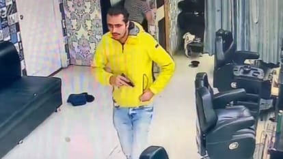 Accused of double murder in Najafgarh salon still absconding