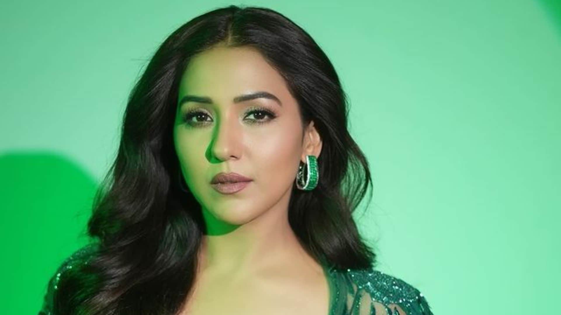 Famous Singers Who Sing in  Multiple Languages Shreya Ghosal Neeti Mohan Shilpa Rao Sonu Nigam