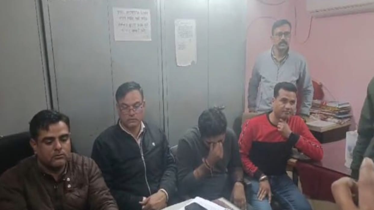ACB Action In Bikaner UIT cashier-junior accountant arrested for taking bribe of Rs 70 thousand