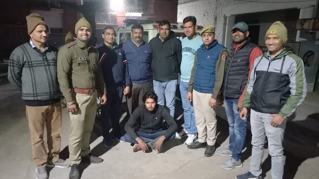 Dholpur Dacoit Bantu with bounty of Rs 30,000 arrested illegal weapons and live cartridges recovered