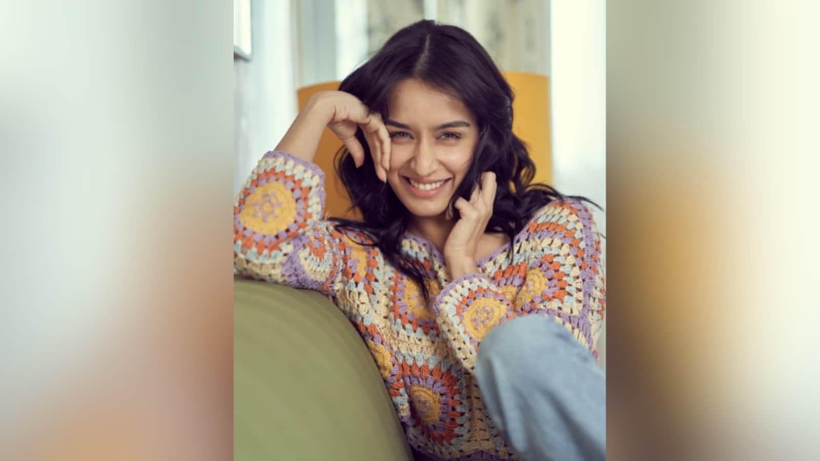 Bollywood Stars Score Good Marks in 12th Shah Rukh Khan Anushka Sharma Shraddha kapoor Kriti Sanon