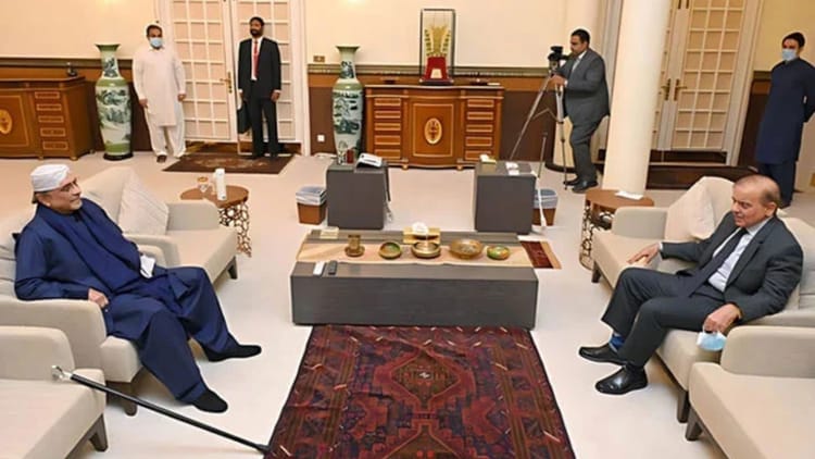 Alliances Brew In Centre, Punjab As Ppp, Pml-n Agree To Form Coalition Govt – Amar Ujala Hindi News Live