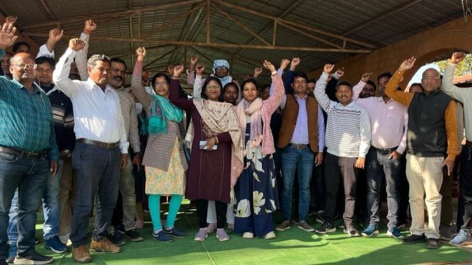 124 Patwaris sitting on indefinite strike in Balrampur