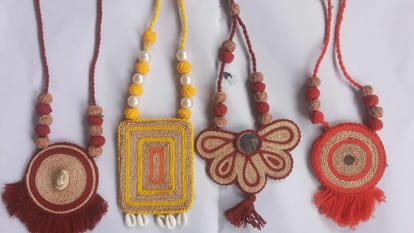 Ritika earning money by making artificial jewelery from banana fiber