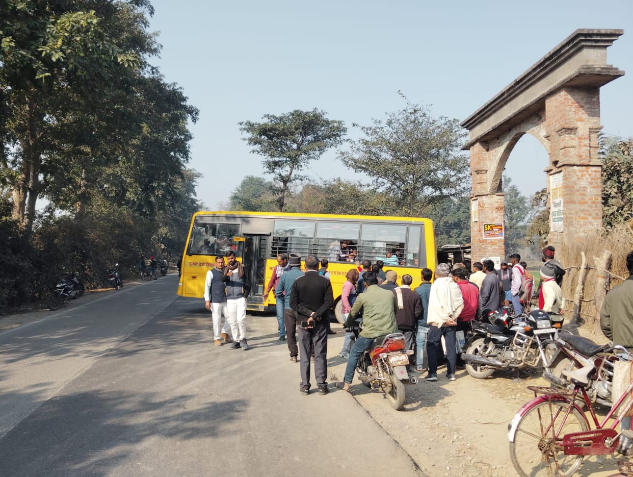 Girl student died in road accident due to collision with pickup bicycle in mau