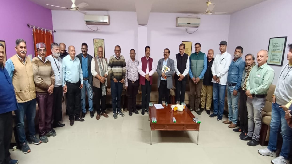 Indore MCU-VC KG Suresh says Course on Mojo and rural journalism started new form to film journalism