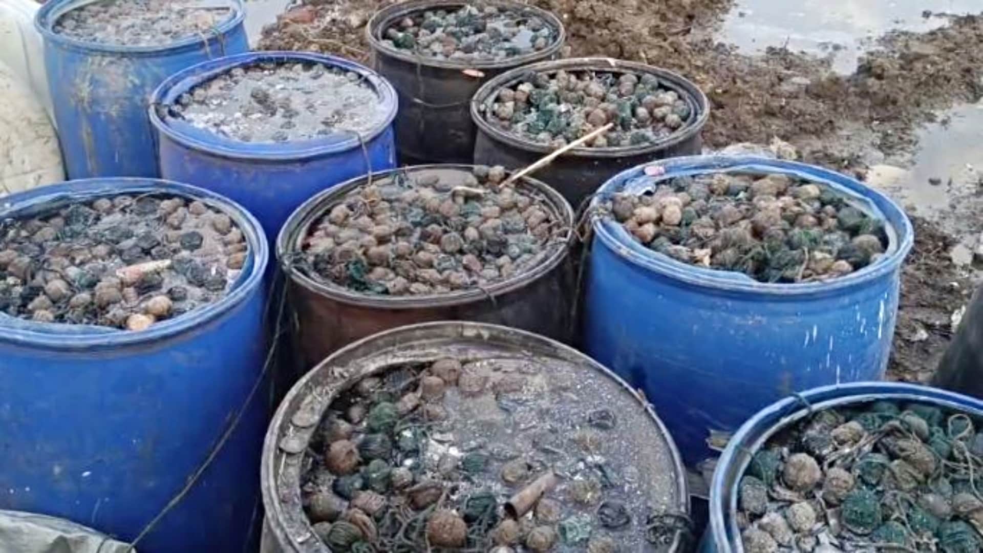 सुतली बम बरामद