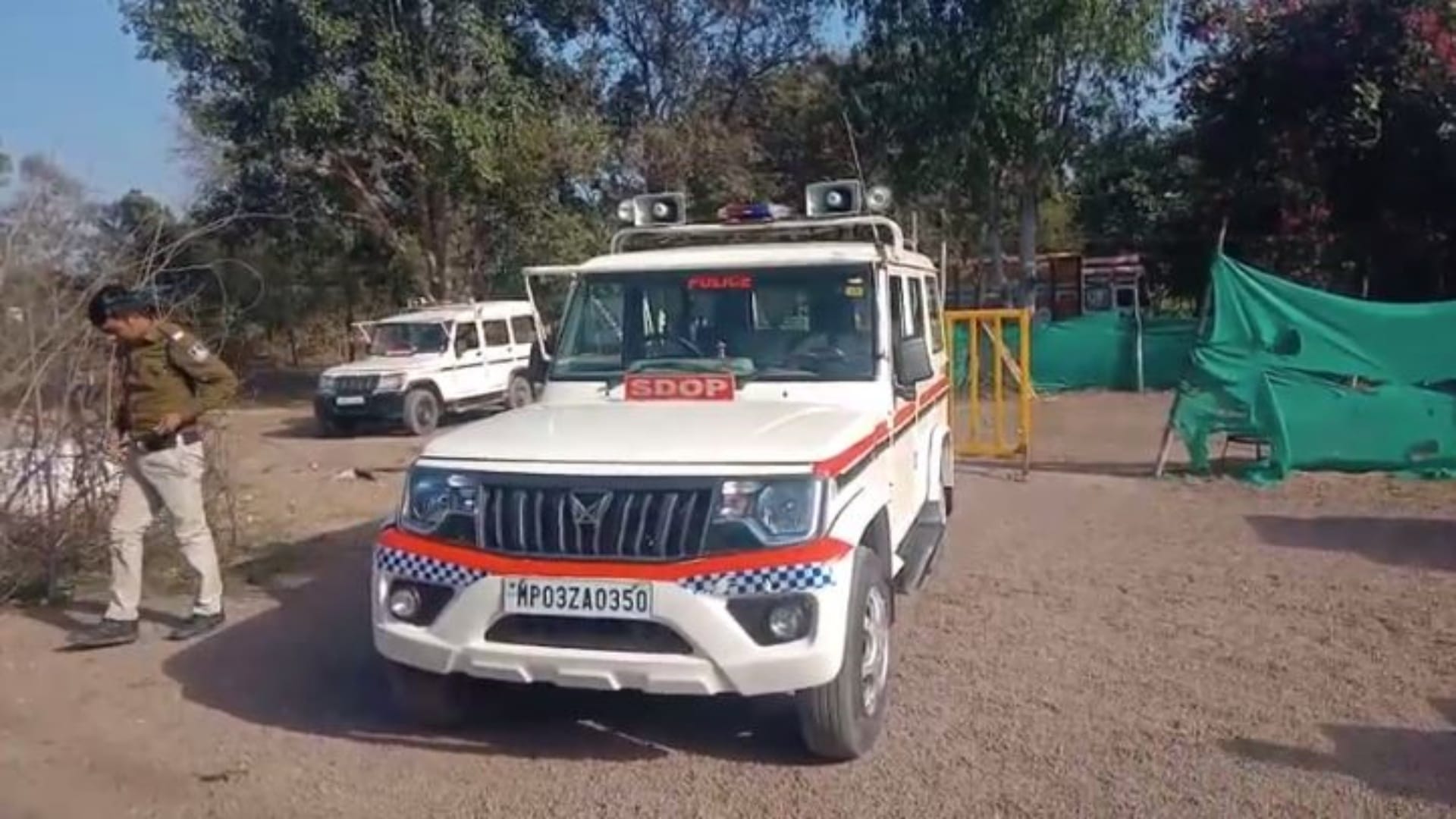 मोहनगढ़ पुलिस