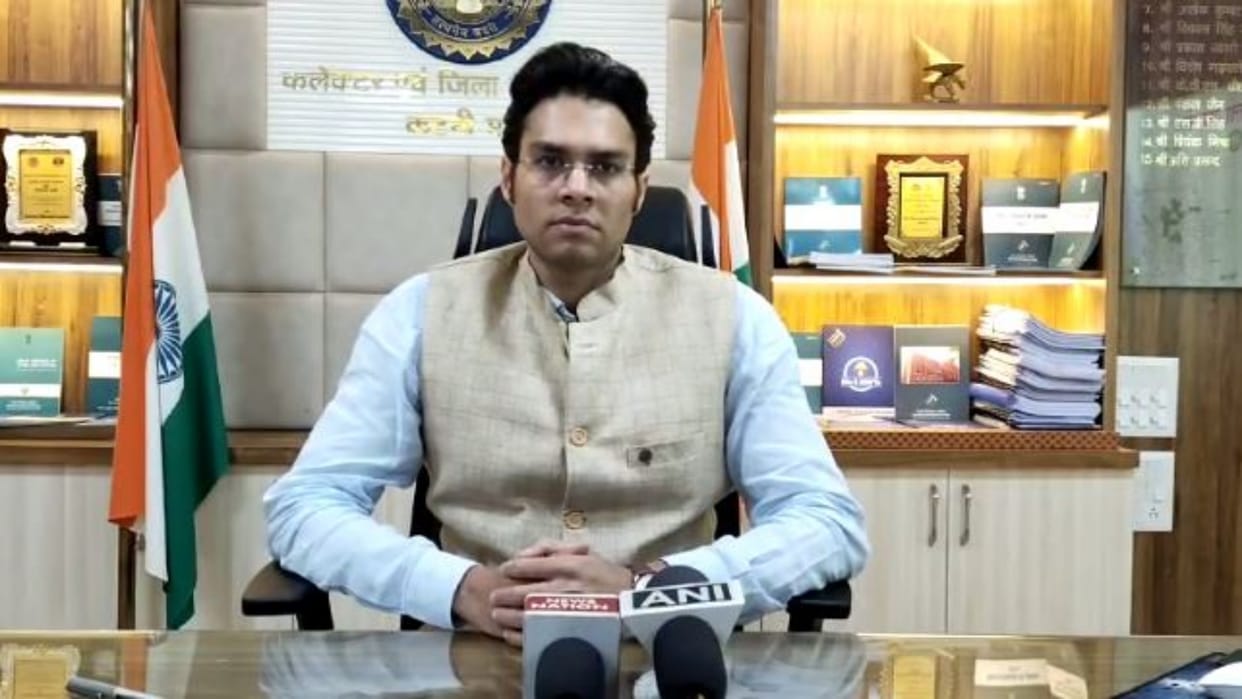 Katni License of 19 firecracker wholesalers suspended for violating Explosives Act