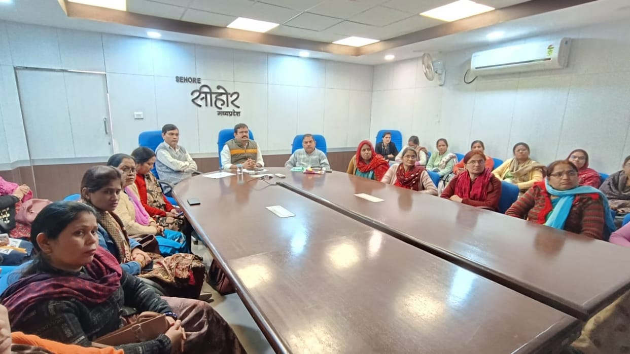 Sehore News Rs 6 crore 93 lakh 30 thousand transferred to accounts of 1,15,550 beneficiaries
