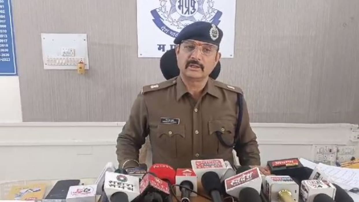 Gwalior Crime Datia girl raped by relative case registered