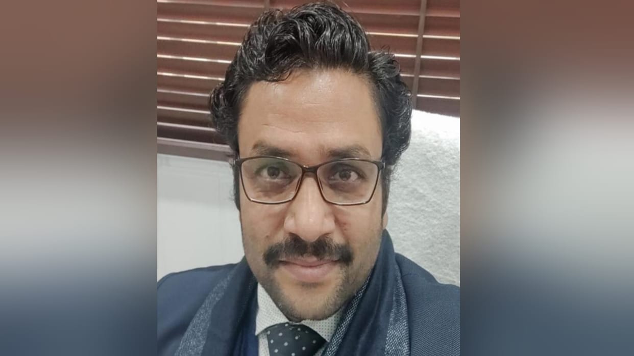 Meerut CA Abhishek Aggarwal dies while horse riding on 17th wedding anniversary in Shimla