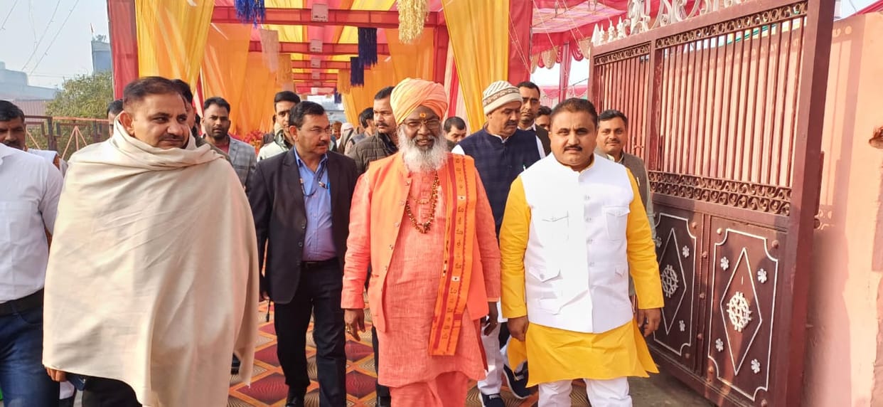 UP:  love jihad earlier now land jihad is going on Sakshi Maharaj on Haldwani incident