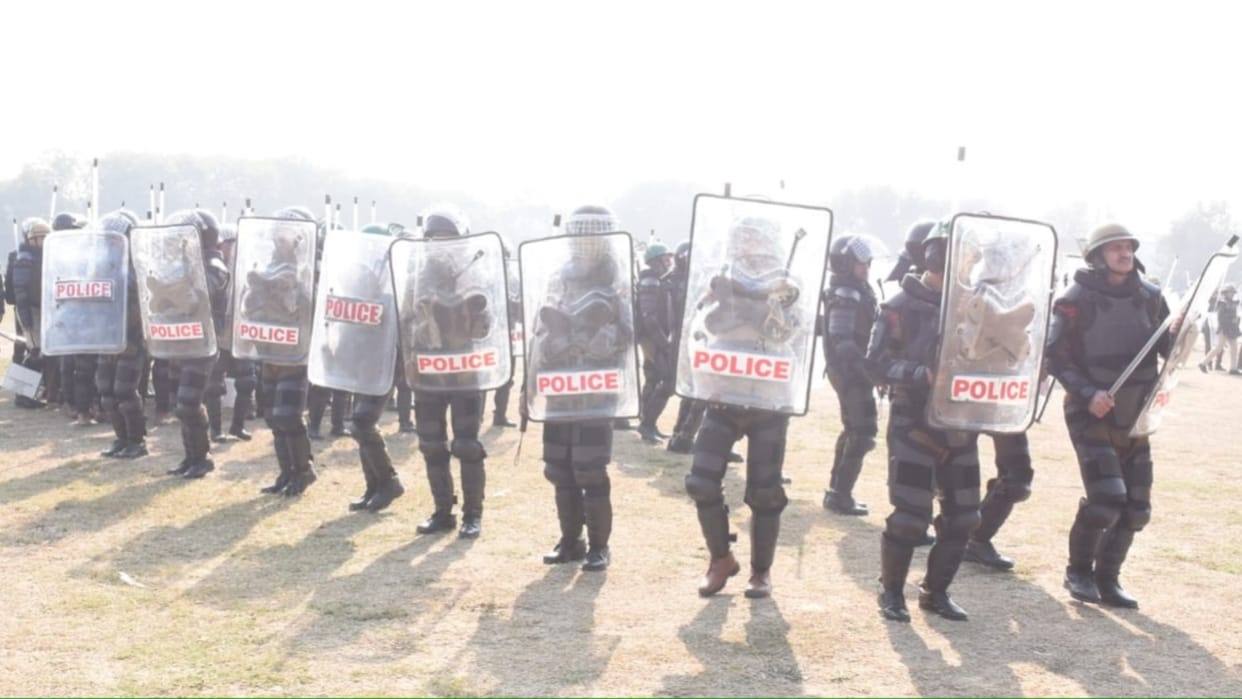 Kisan Andolan: Blockade on Tikri border, surveillance with drones