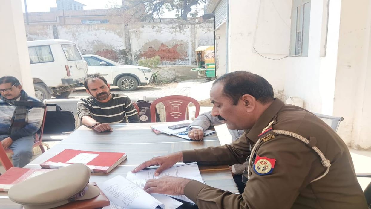 police sent another person to jail on someone else warrant In Mainpuri
