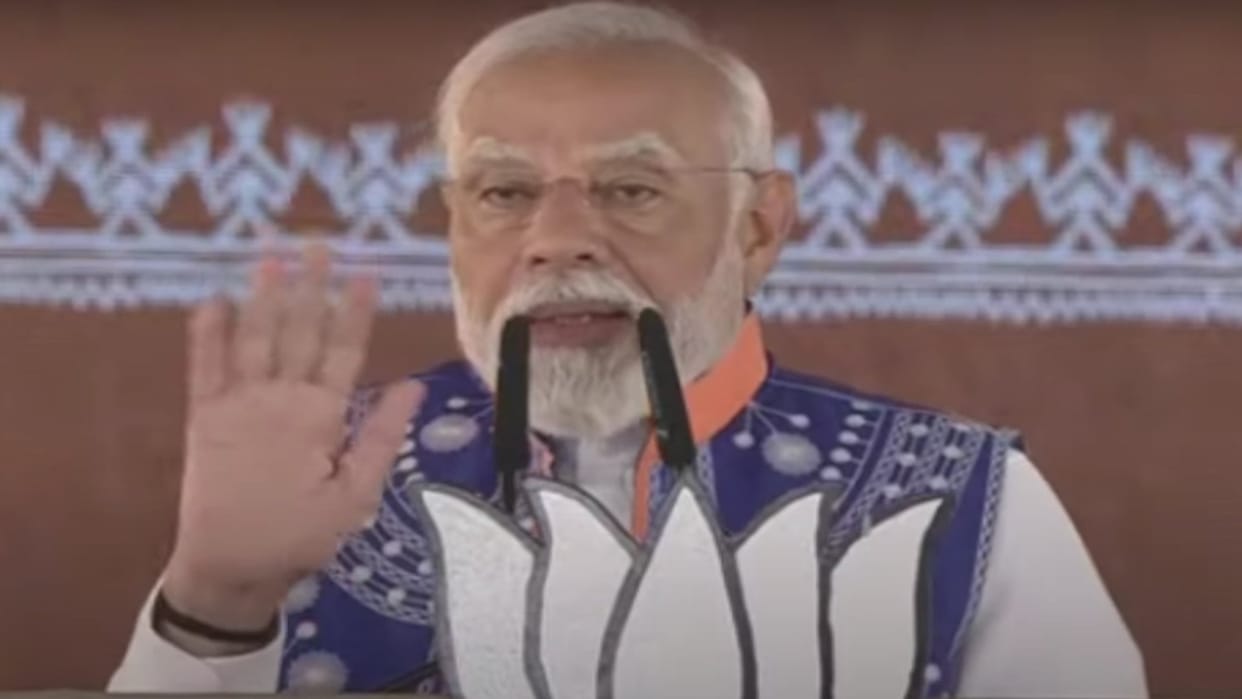MP News: Got your love, PM Modi tells child waving at him in Jhabua rally