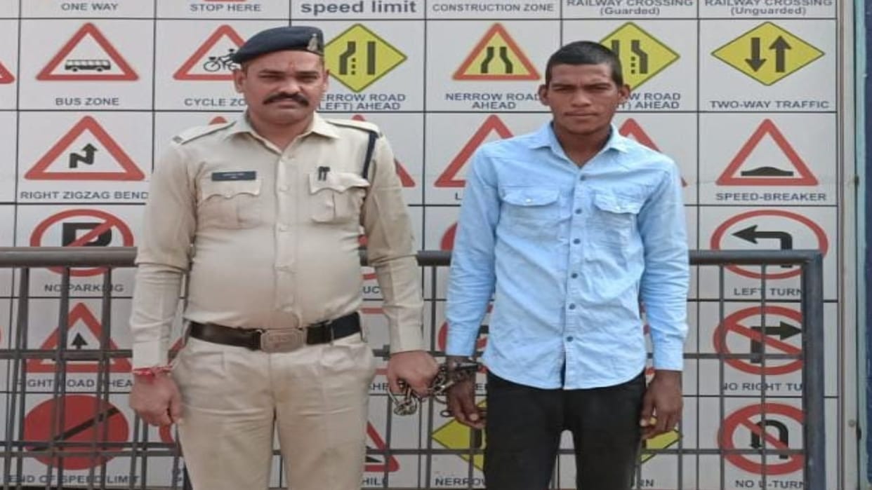 Raipur Crime: three people attacked with a knife, police accused arrested