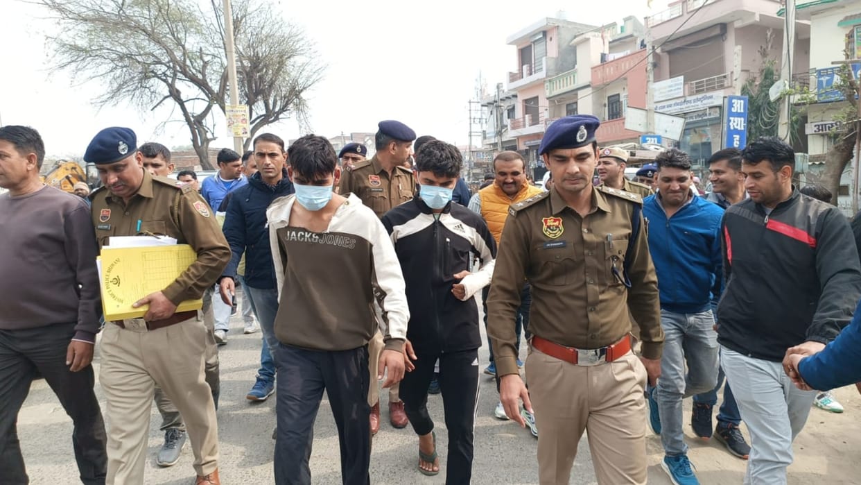Haryana: Police took out a foot march with two accused who kidnapped shoe trader's son