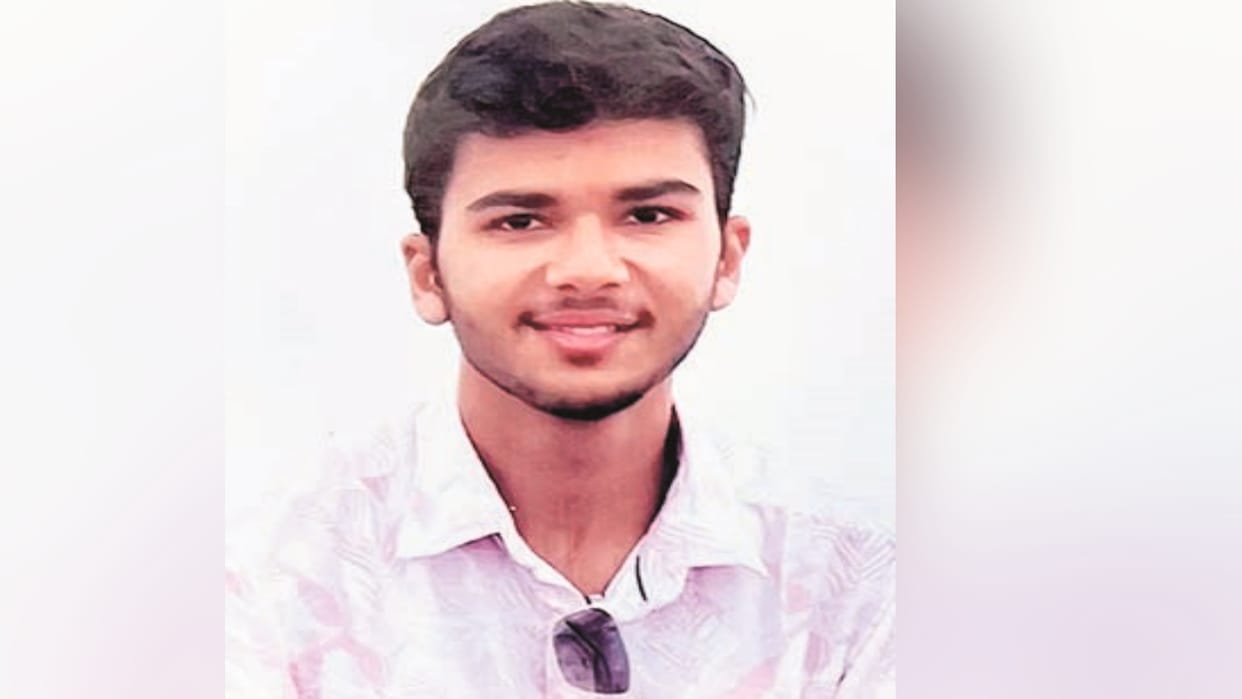 Student suicide case: It was written in the suicide note that This is the first suicide of AIIMS Bilaspur.