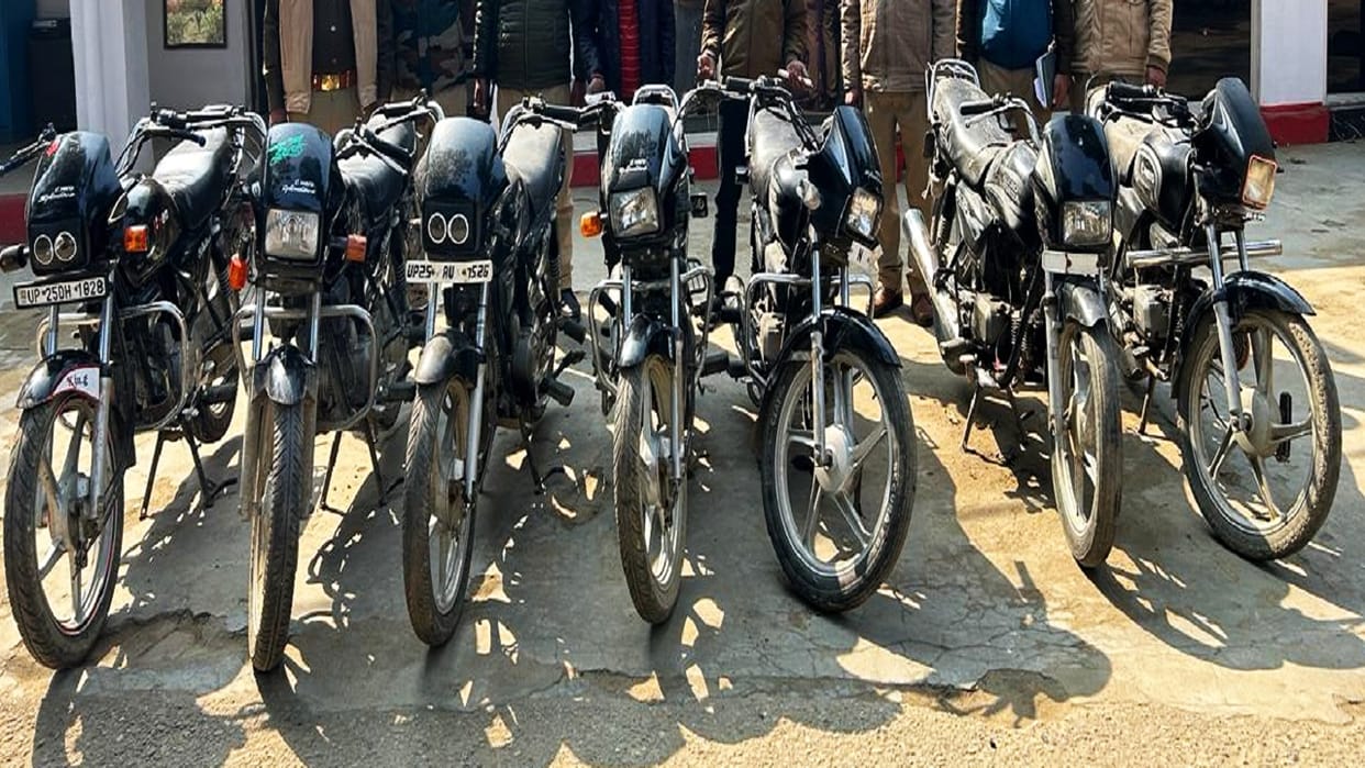 Police arrested two vehicle thieves in Bareilly