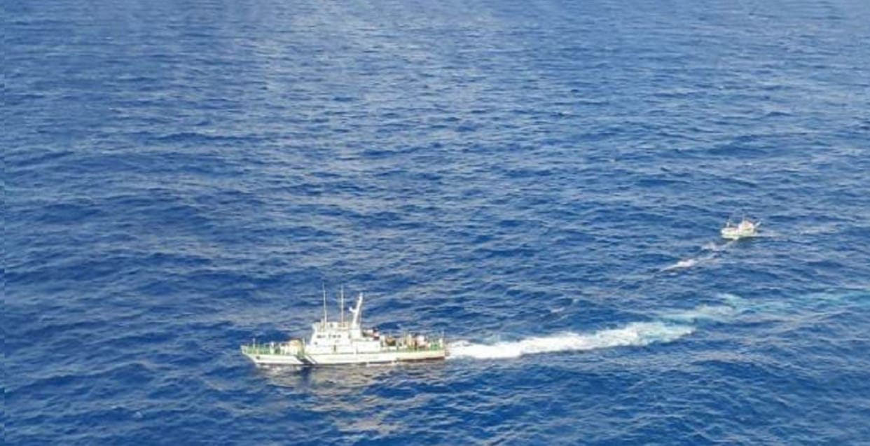 indian coast guard ship vikram rescued boat ifb king in arabian sea