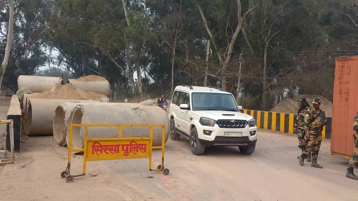 Punjab roads completely sealed in Dabwali due to kisan Andolan