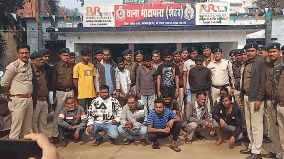 Bhatapara Police arrested 17 under Good Morning Operation