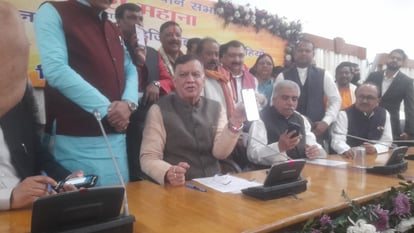 UP News: यूपी विधानसभा की जानकारी के लिए मोबाइल एप लांच, फरवरी के अंत तक लोड होगा डाटा Mobile app for UP Vidhansabha launched.