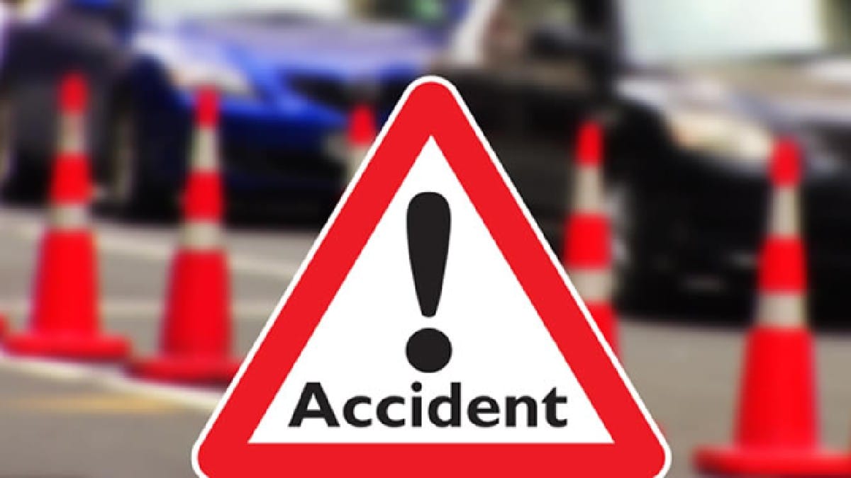 Indore News: Mother traveling with daughter hit by bike, dies