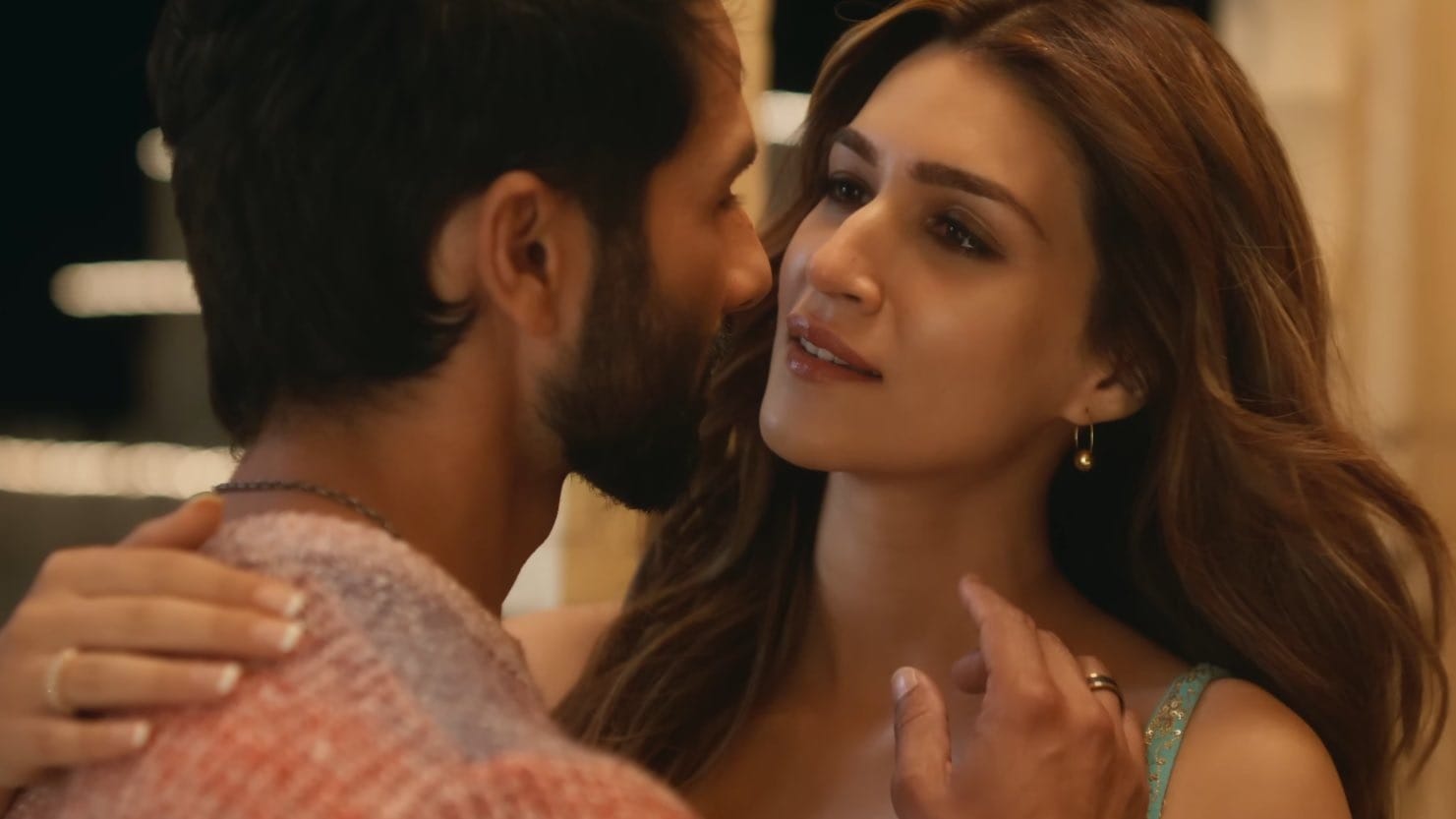 Thursday Box Office Collection Teri Baaton Mein Aisa Uljha Jiya Fighter Hanuman and Lal salaam Total Earnings
