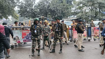 Bihar News: Patna Police stopped employed teachers who were coming to protest; KK Pathak had ordered action