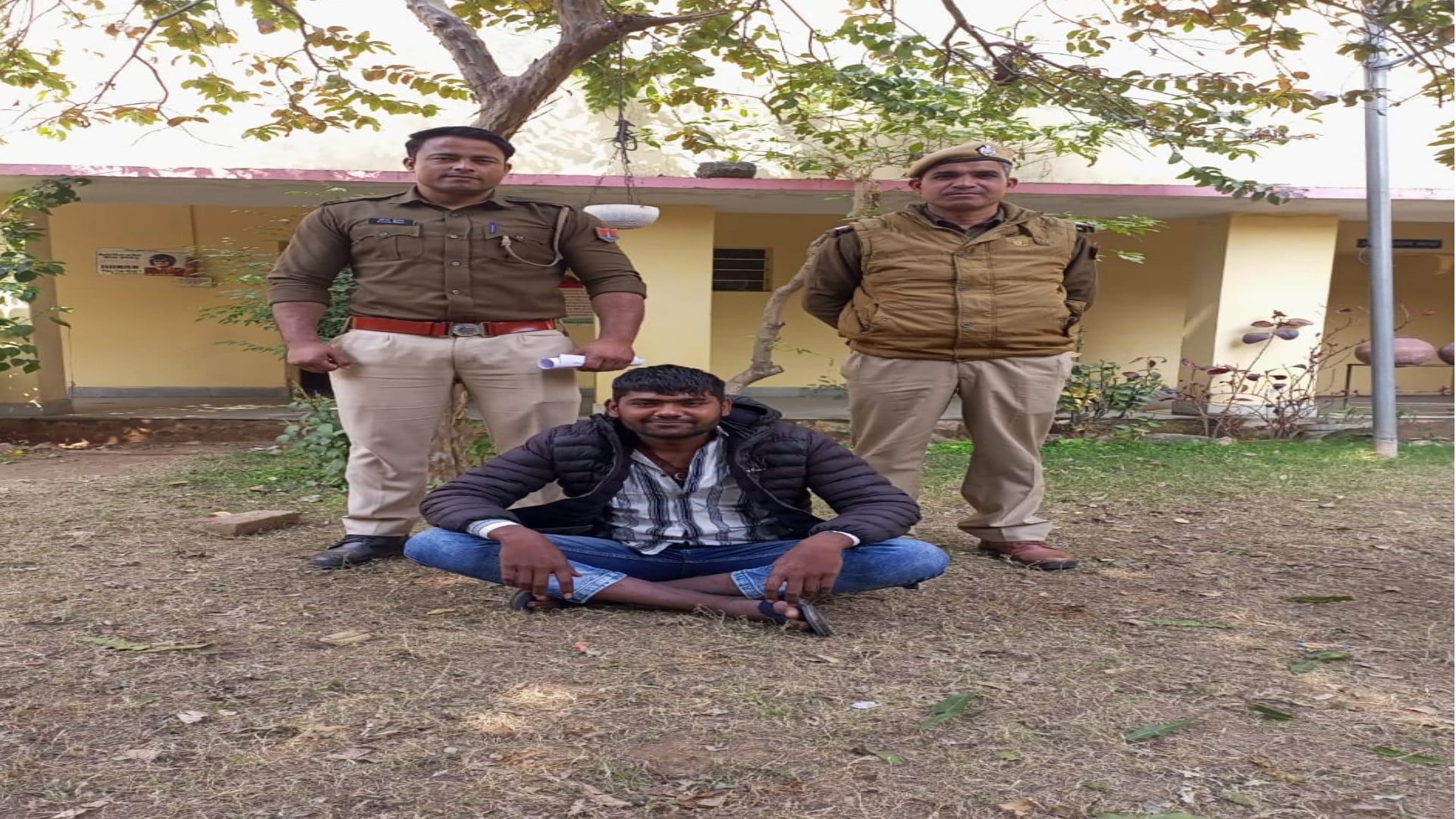 बदमाश को पुलिस ने दबोचा