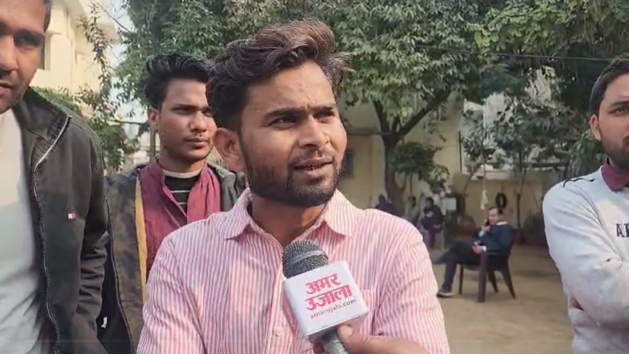 Students submitted memorandum to CP Joshi regarding JEN recruitment process