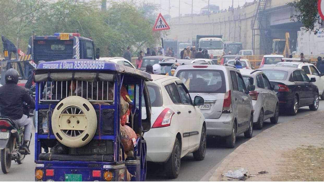 Farmers Protest: Delhi sealed even before the arrival of farmers, Section 144 imposed at UP Gate