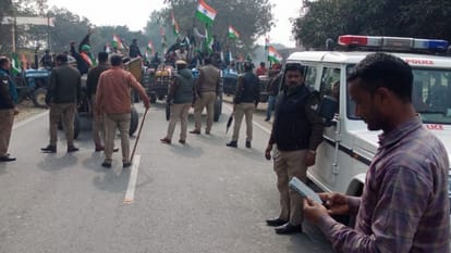 Farmers Protest alert police stopped farmers in Budaun