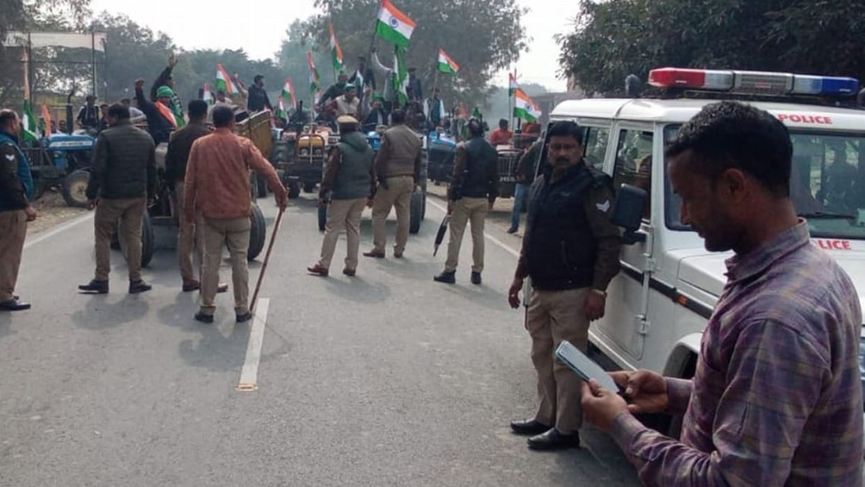 Farmers Protest alert police stopped farmers in Budaun