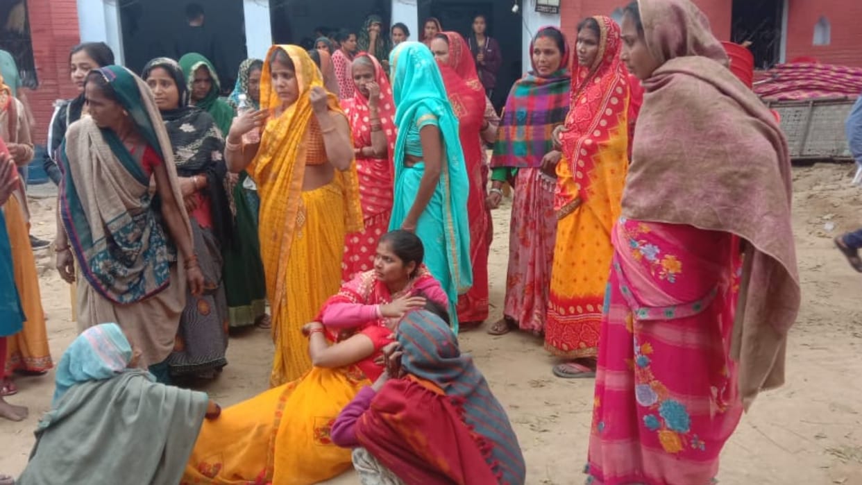 An army man opened fire on his neighbours in Chhapiya thana kshetra in Gonda.
