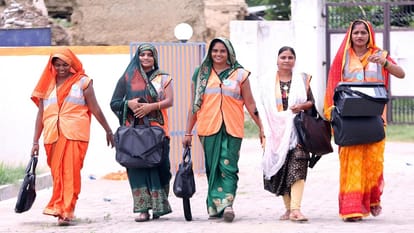 Jal Jeevan Mission Pure drinking water reached about three lakh houses of Ayodhya