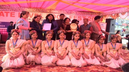 Kullu Food Fest: हिमाचली धाम बनाने की स्पर्धा में मंडी विजेता, सोलन के विद्यार्थियों ने बनाए केरल के व्यंजन Mandi winner in the competition of making Himachali Dham, students of Solan prepared the best dishes of Kerala